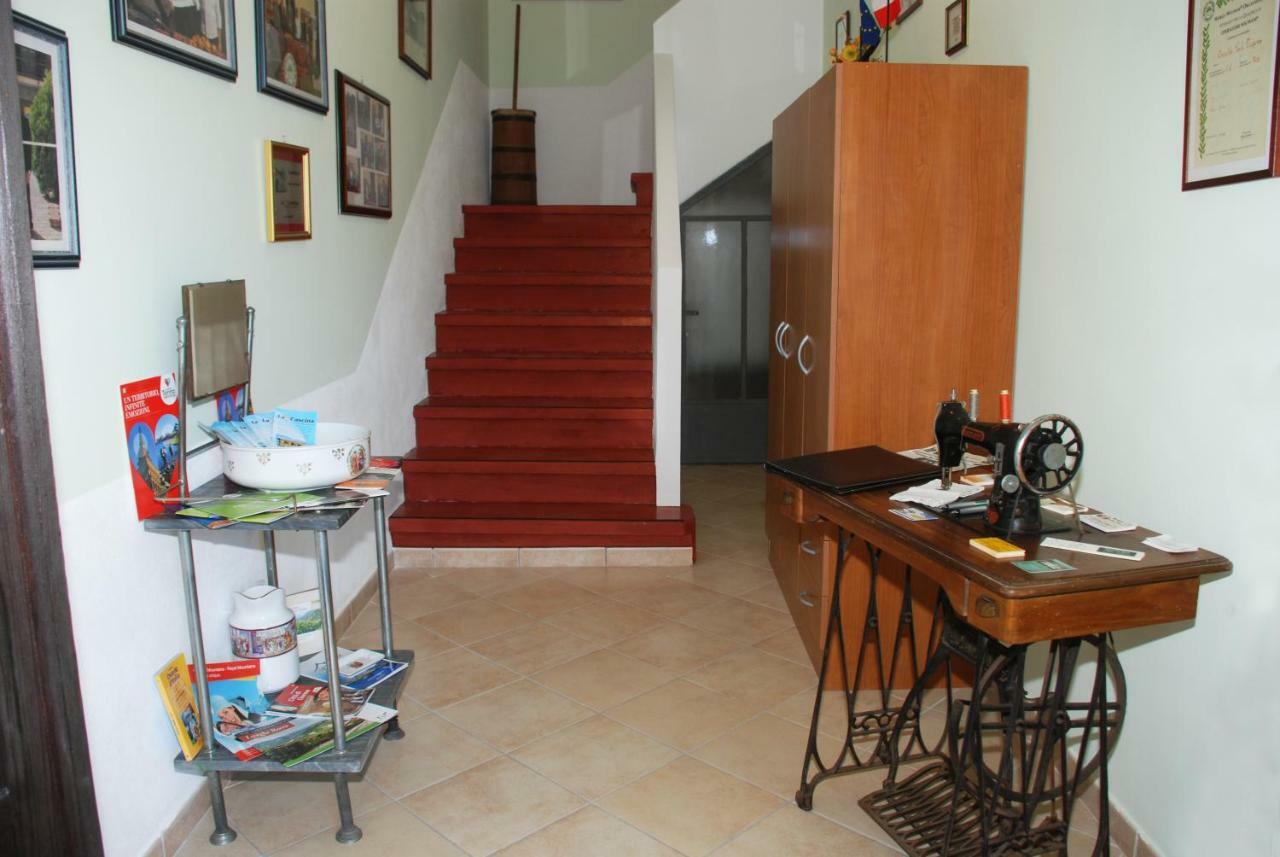 Bed and Breakfast La Cascina Aglie Екстер'єр фото